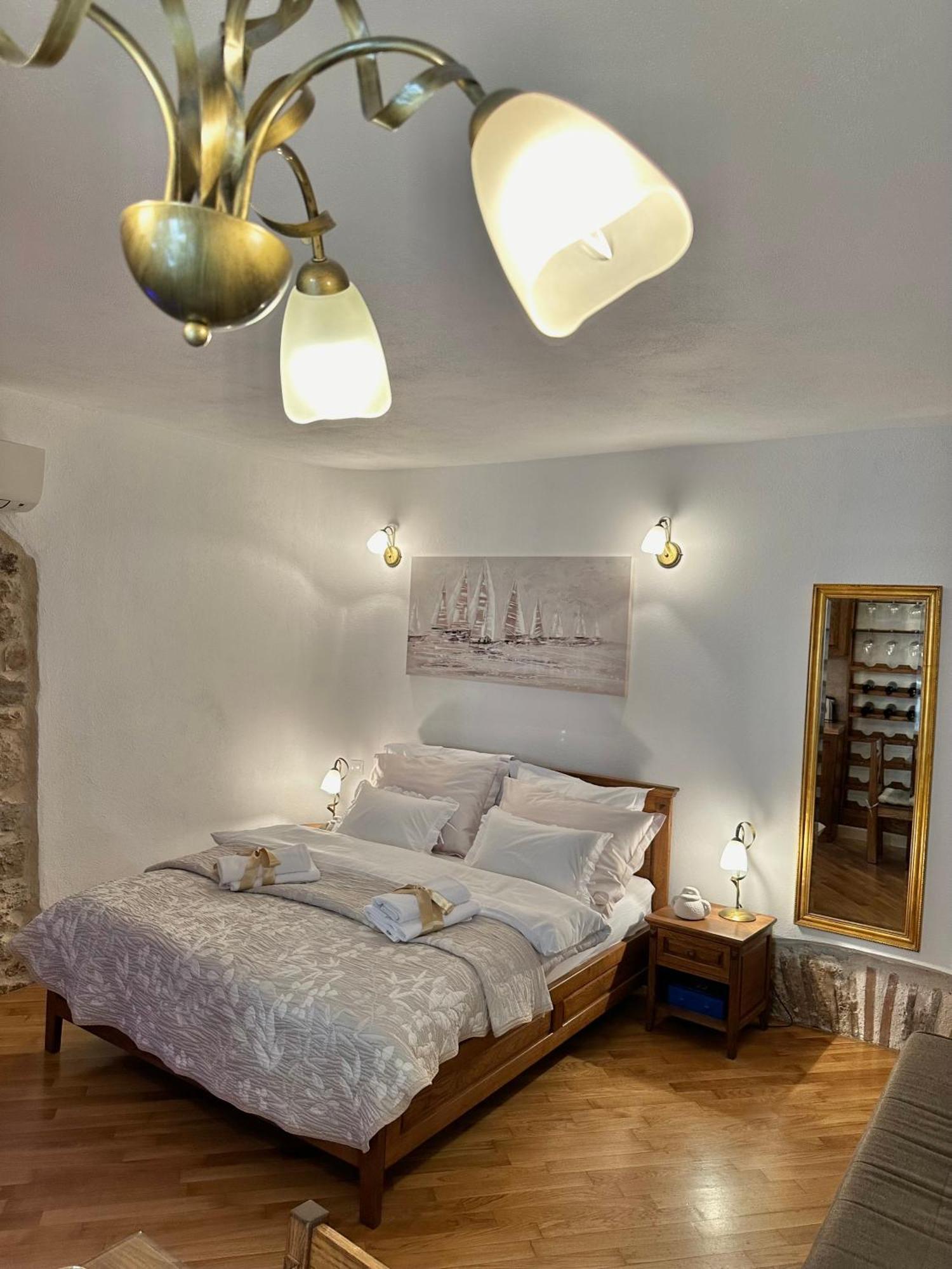 Diocletian Wine Studio Apartment II Split Buitenkant foto