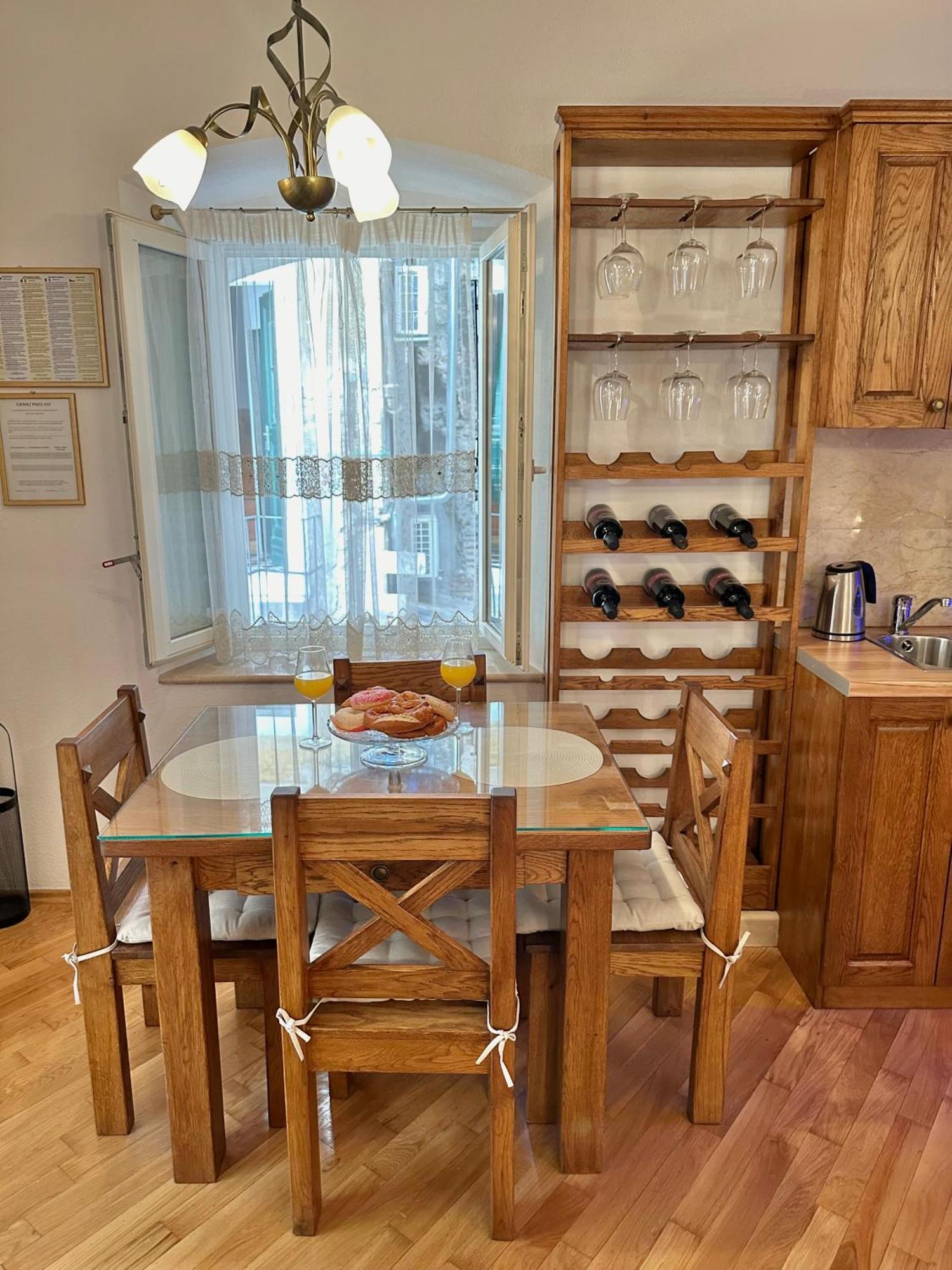 Diocletian Wine Studio Apartment II Split Buitenkant foto