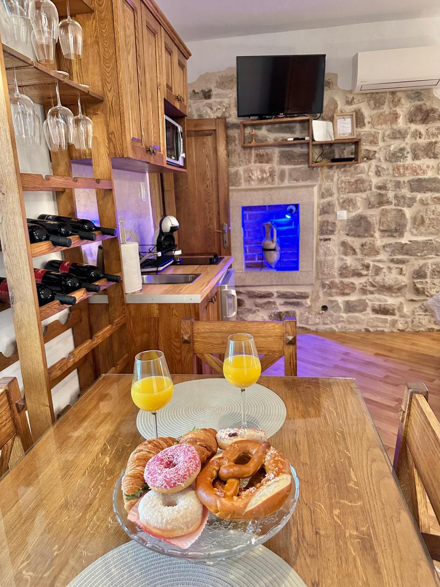 Diocletian Wine Studio Apartment II Split Buitenkant foto