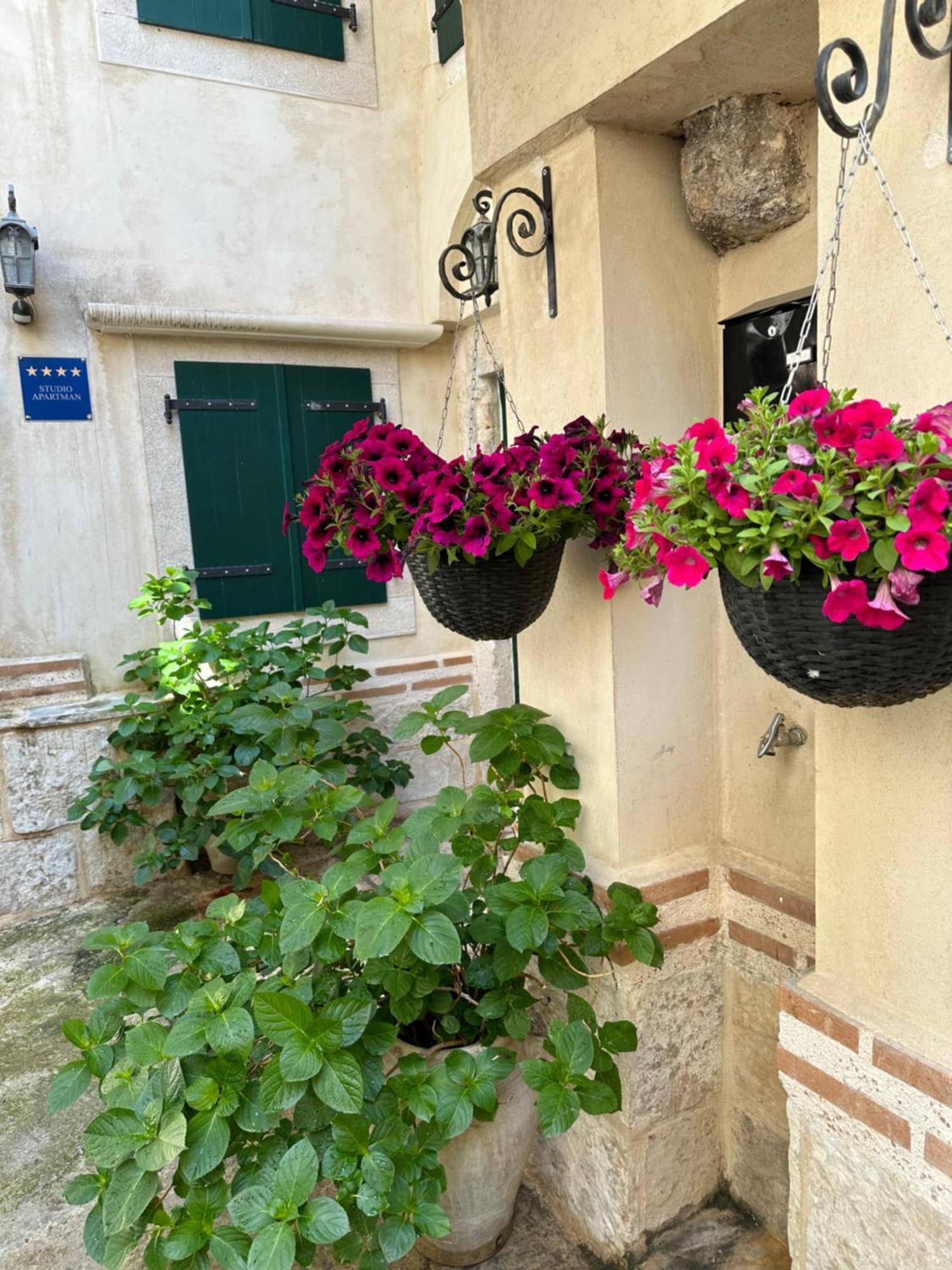 Diocletian Wine Studio Apartment II Split Buitenkant foto
